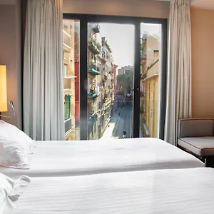 Pestana Arena 4*, Barcelona Spanje